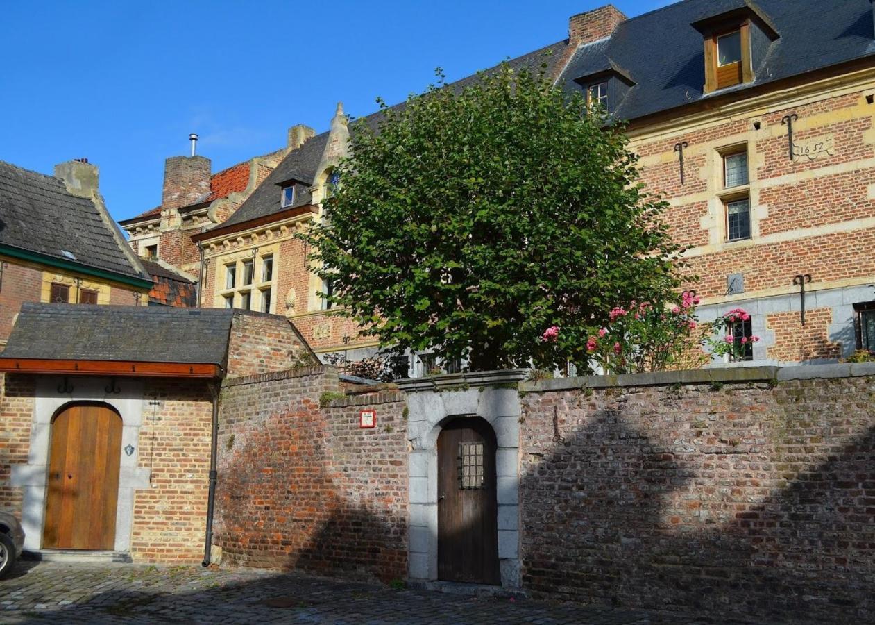 Het Begijnhof Tongeren Center Apartment Exterior photo