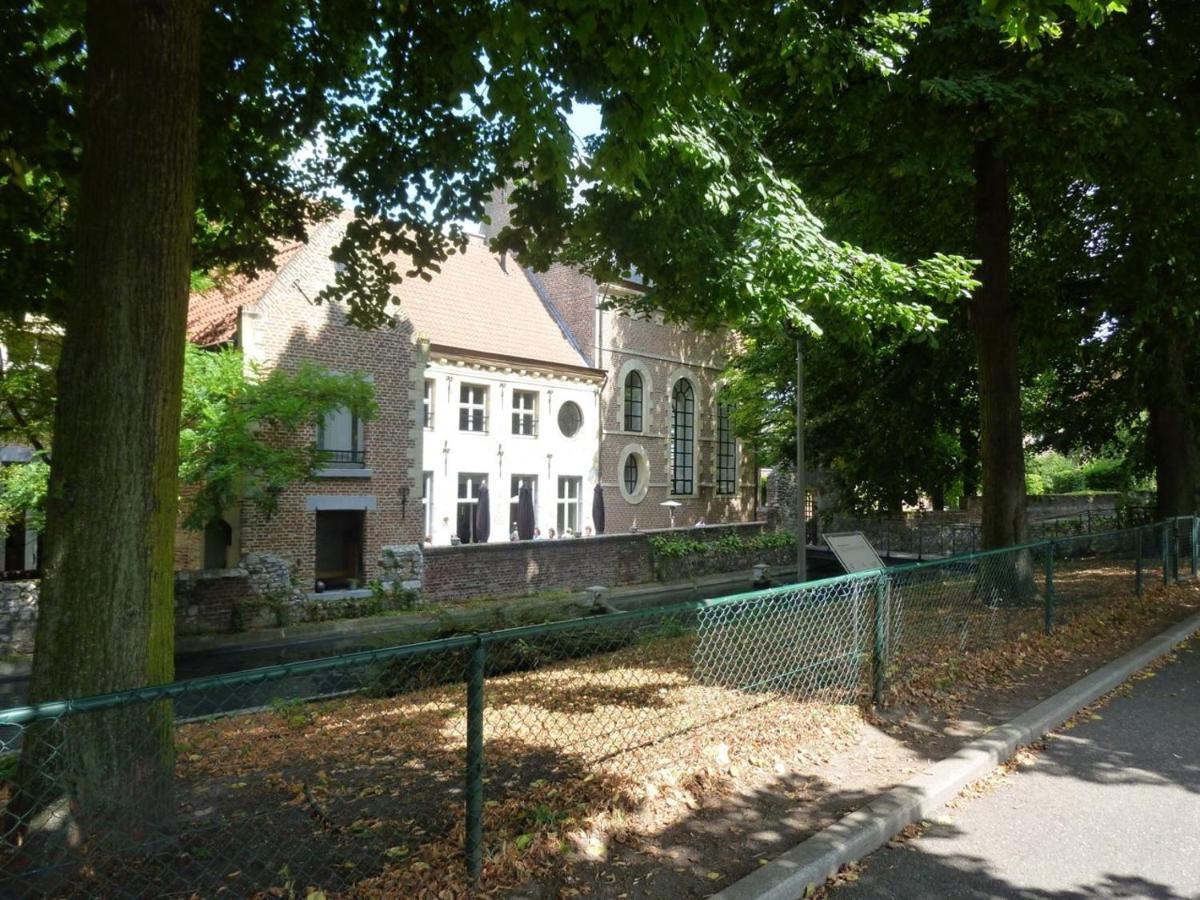 Het Begijnhof Tongeren Center Apartment Exterior photo