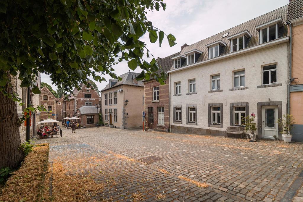 Het Begijnhof Tongeren Center Apartment Exterior photo