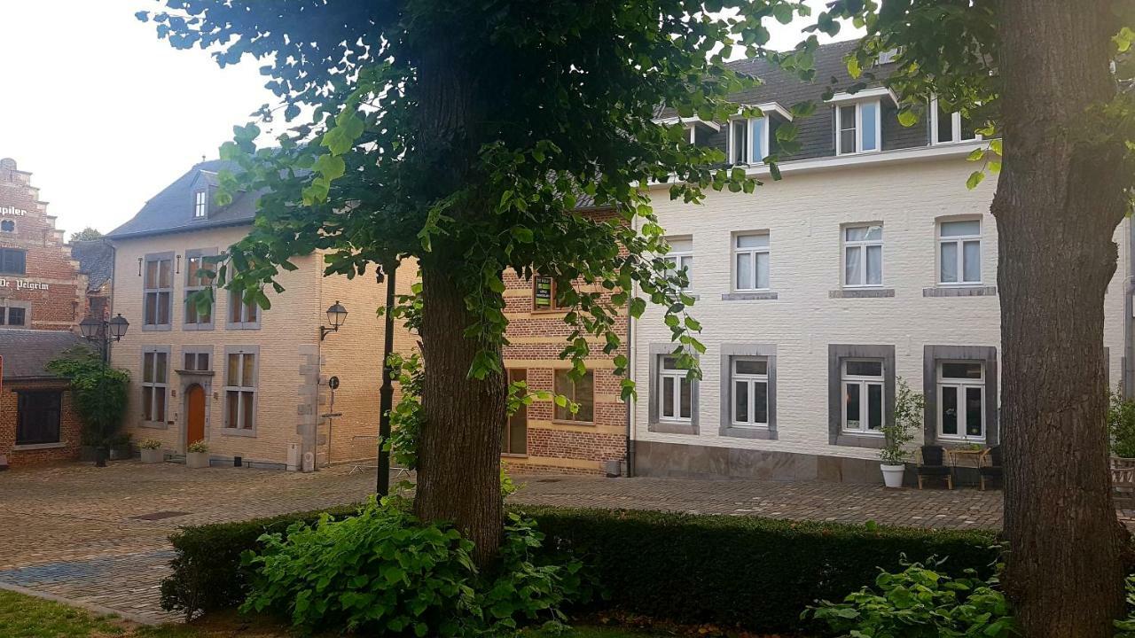 Het Begijnhof Tongeren Center Apartment Exterior photo